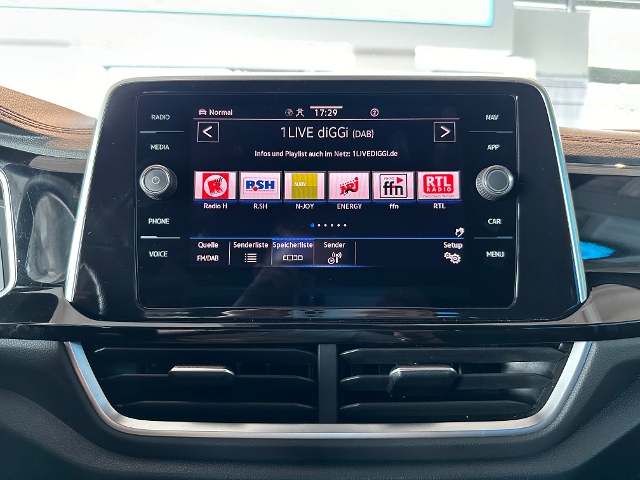 T-Roc 2.0 TDI DSG R-Line NAVI AHK LED