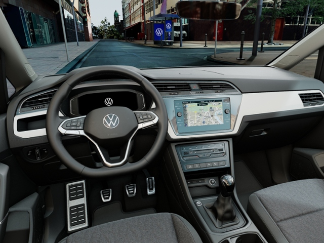 Touran 2.0 TDI MOVE AHK NAVI 7-S