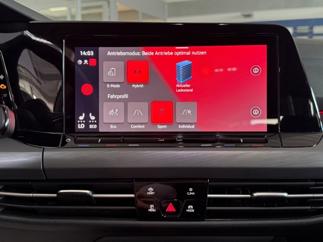 Golf VIII 1.4 eHybrid Style IQ STHZ NAVI