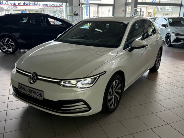 Golf VIII 1.4 eHybrid Style IQ STHZ NAVI