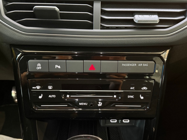 T-Cross 1.0 TSI R-Line NAVI RFK ACC