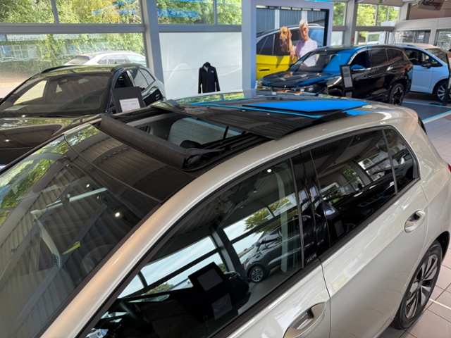 Golf VIII 1.0 TSI Move PANO GJR NAVI