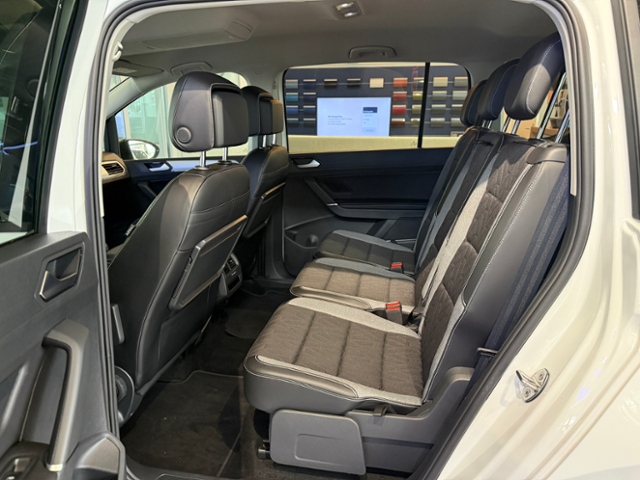 Touran GOAL 2.0 TDI LED AHK NAVI 7SITZE