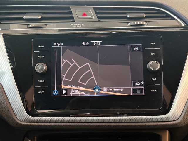 Touran GOAL 2.0 TDI LED AHK NAVI 7SITZE