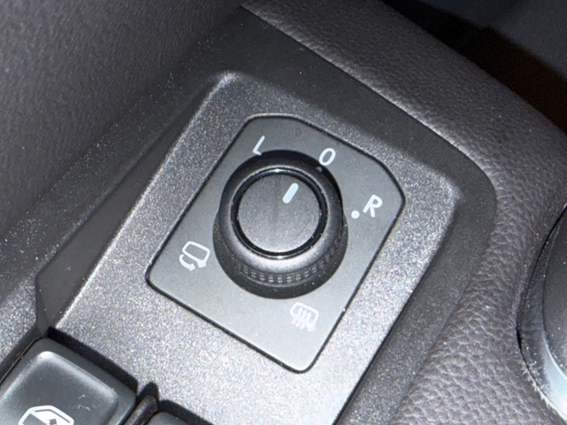 Touran GOAL 2.0 TDI LED AHK NAVI 7SITZE