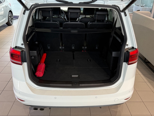 Touran GOAL 2.0 TDI LED AHK NAVI 7SITZE
