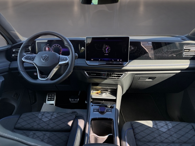 Tiguan 2.0 TSI R-Line BLACK STYLE PANO