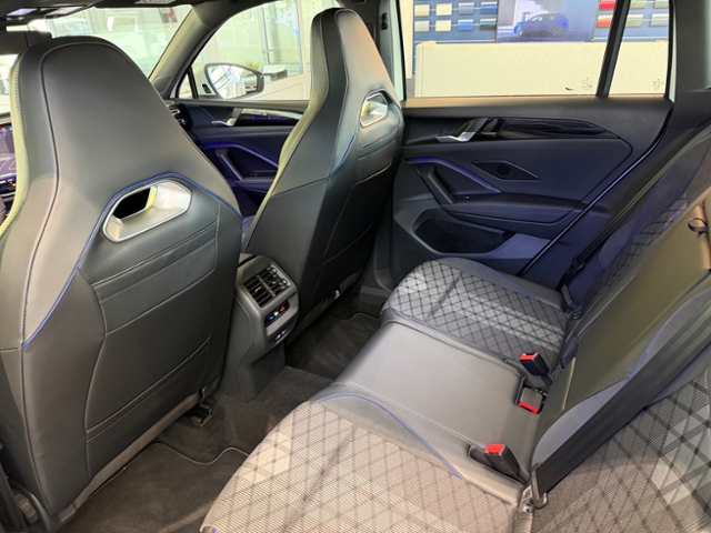 Tiguan 2.0 TSI R-Line 4 Motion BLACK STYLE PANO