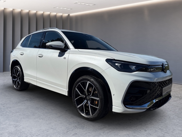 Tiguan 2.0 TSI R-Line BLACK STYLE PANO