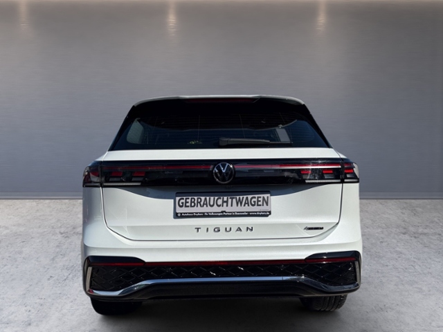 Tiguan 2.0 TSI R-Line BLACK STYLE PANO