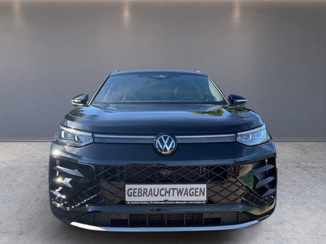 Tayron 2.0 TDI R-Line PANO AHK STHZG