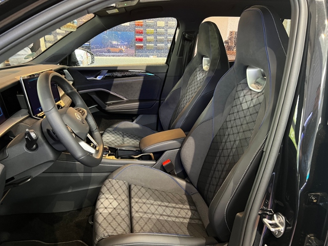 Tayron 2.0 TDI R-Line 4MOTION