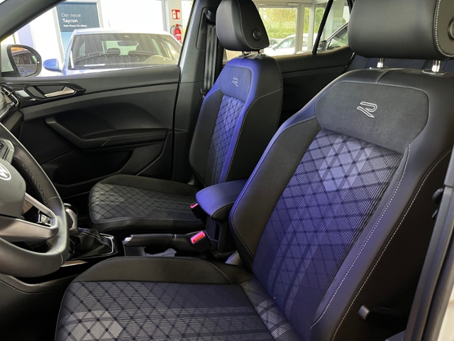 T-Cross 1.0 R-Line NAVI SZH ACC APP