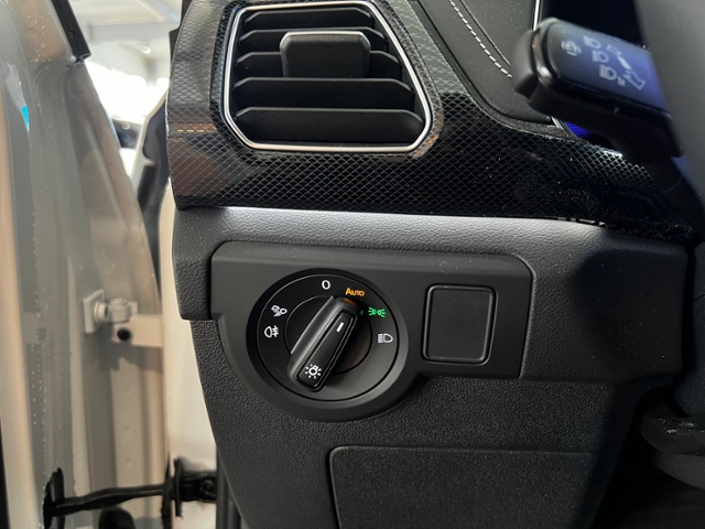 T-Cross 1.0 R-Line NAVI SZH ACC APP