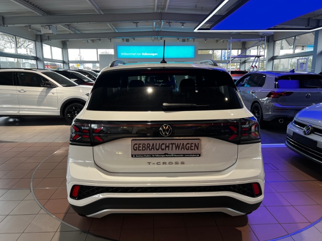 T-Cross 1.0 R-Line NAVI SZH ACC APP