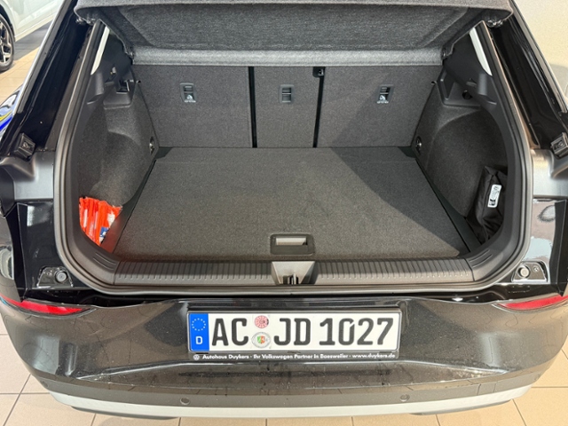 T-Roc 1.5 eTSI Style DSG AHK