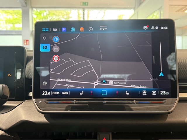 T-Roc 1.5 eTSI Style DSG AHK