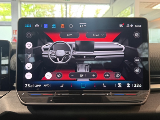 T-Roc 1.5 eTSI Style DSG AHK