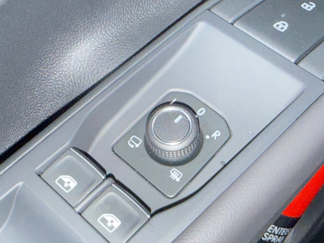 T-Roc 1.5 eTSI Style DSG AHK