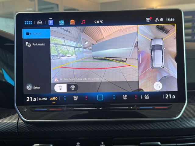 Golf VIII R 2.0 TSI PERF. LEDER PANO