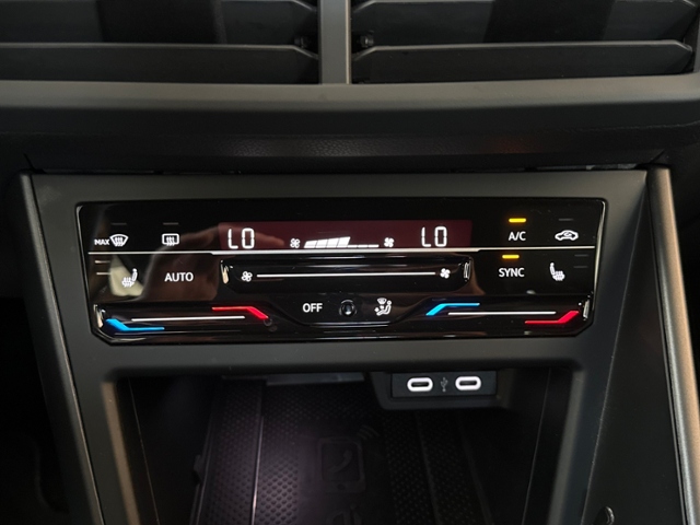 Taigo 1.5 TSI R-Line RFK BLACK STYLE