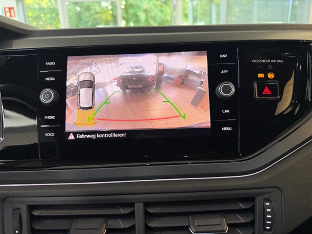 Polo 1.0 TSI R-Line DSG NAVI RFK