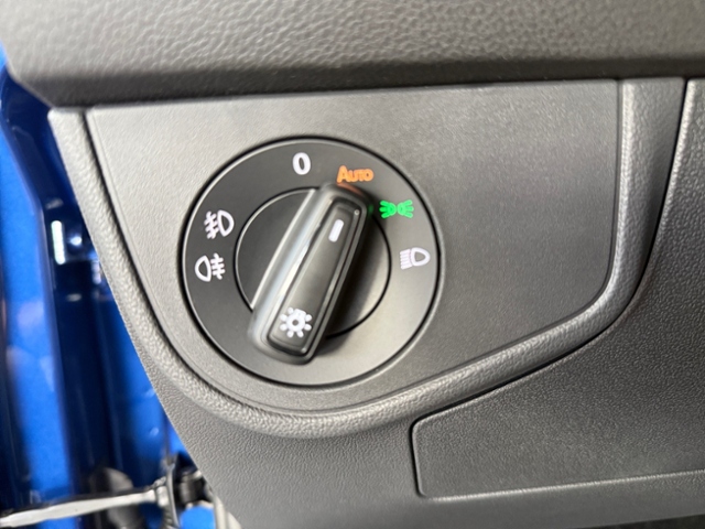 Polo 1.0 TSI R-Line DSG NAVI RFK