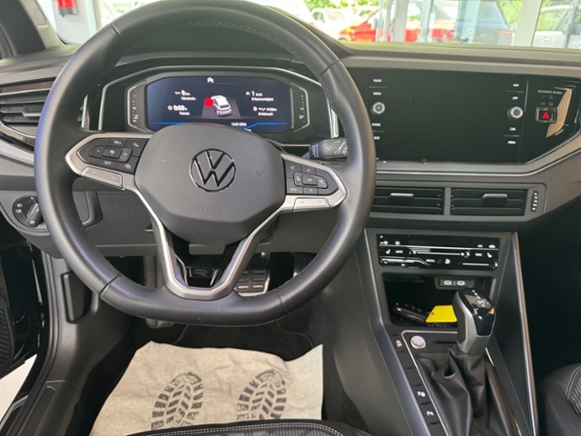 Polo 1.0 TSI R-Line DSG NAVI RFK