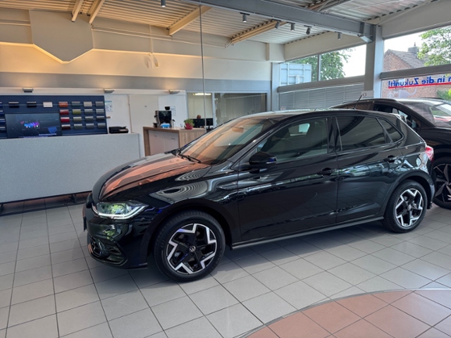 Polo 1.0 TSI R-Line DSG NAVI RFK
