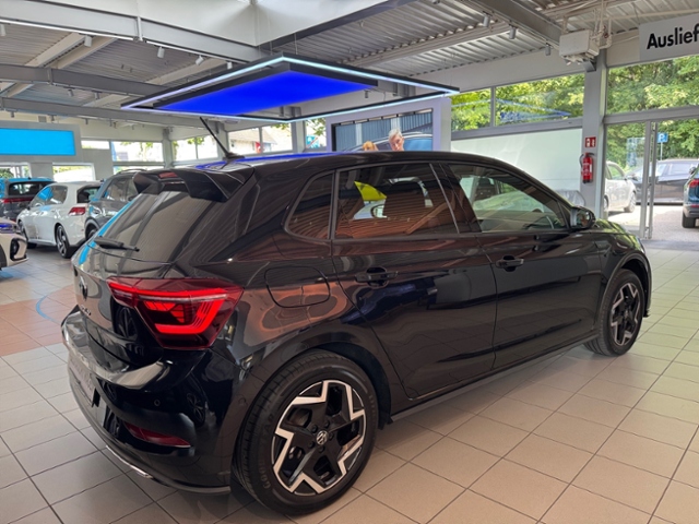 Polo 1.0 TSI R-Line DSG NAVI RFK