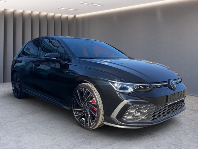 Golf VIII GTD 2.0 TDI BLACK-STYLE PANO