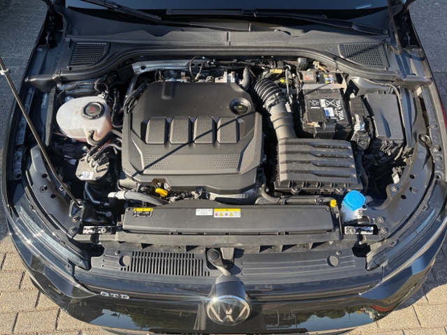 Golf VIII GTD 2.0 TDI BLACK-STYLE PANO