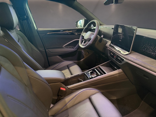 Tiguan 1.5 eHybrid R-Line Vollausst.