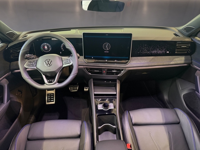 Tiguan 1.5 eHybrid R-Line Vollausst.