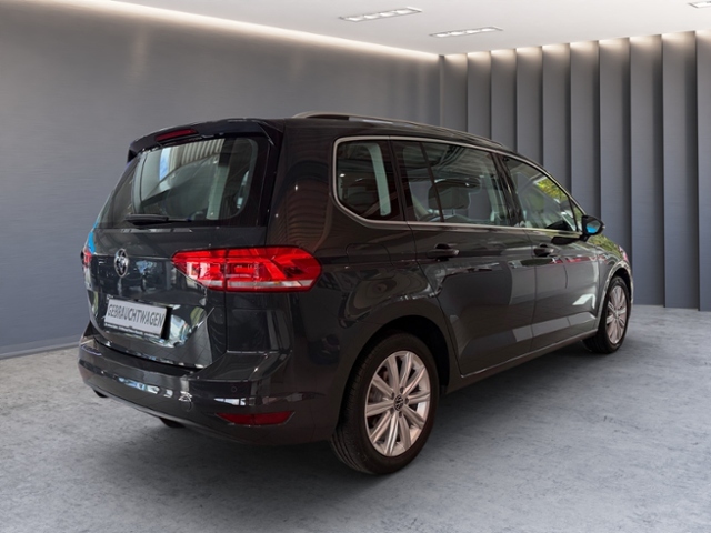 Touran 1.5 TSI Highline AHK NAVI PANO RFK