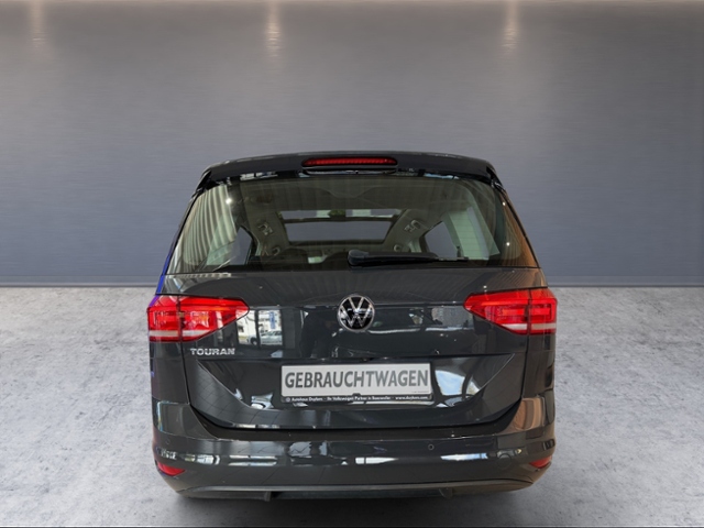 Touran 1.5 TSI Highline AHK NAVI PANO RFK