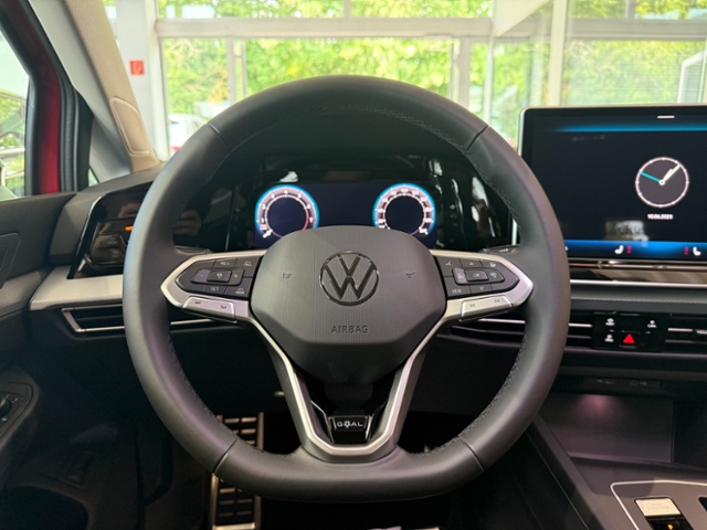 Golf Variant 1.5 eTSI DSG GOAL AHK RFK NAVI GJR