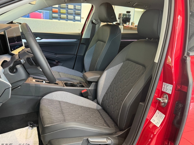 Golf Variant 1.5 eTSI DSG GOAL AHK RFK NAVI GJR