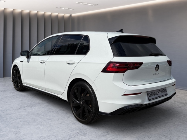 Golf VIII 1.5 TSI R-Line PANO LED NAVI