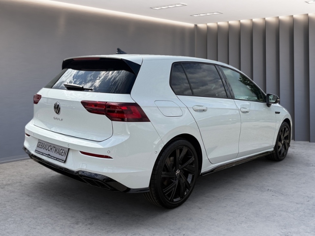 Golf VIII 1.5 TSI R-Line PANO LED NAVI