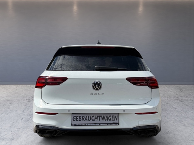 Golf VIII 1.5 TSI R-Line PANO LED NAVI