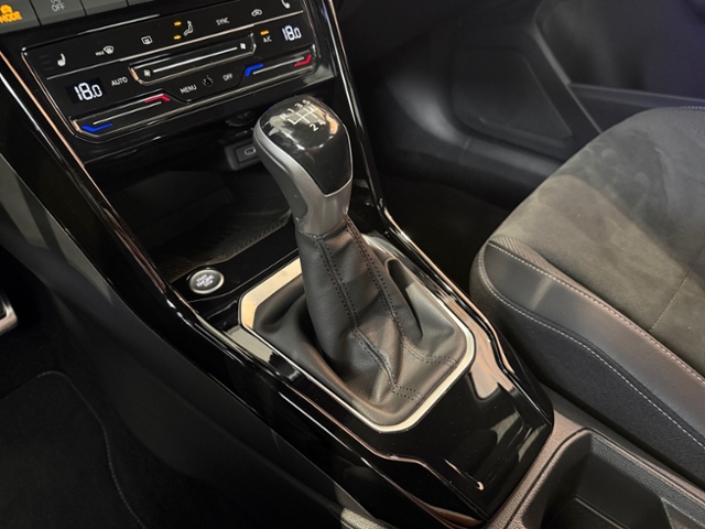 T-Roc 1.5 TSI R-Line AHK RFK NAVI