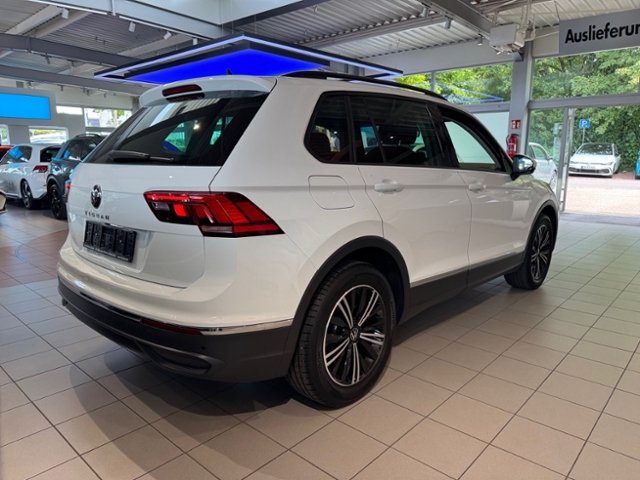 Tiguan 1.5 TSI Life DSG NAVI RFK