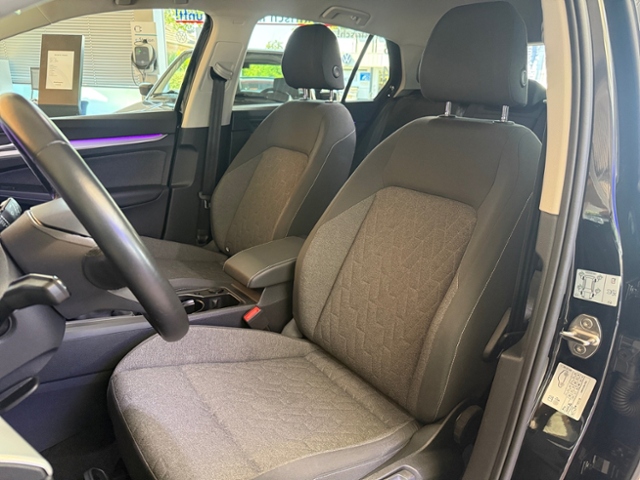 Golf VIII 1.0 TSI Move RFK ACC