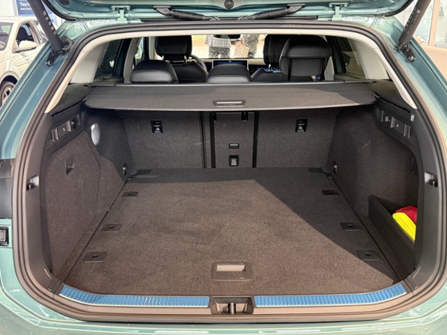 Passat Variant 1.5 eTSI Business AHK RFK ACC