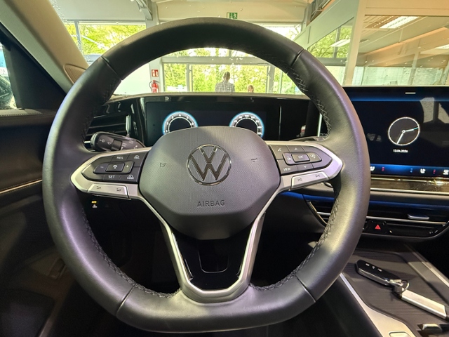 Passat Variant 1.5 eTSI Business AHK RFK ACC