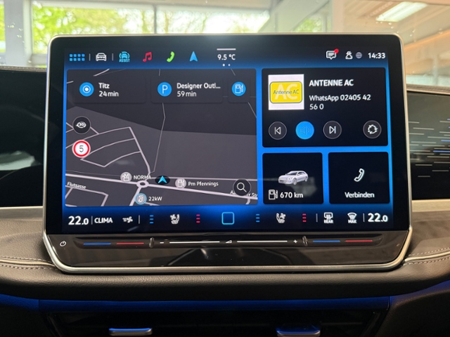 Passat Variant 1.5 eTSI Business AHK RFK ACC