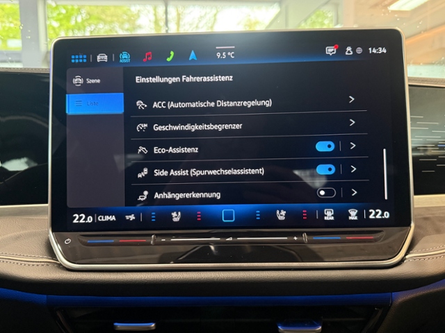 Passat Variant 1.5 eTSI Business AHK RFK ACC