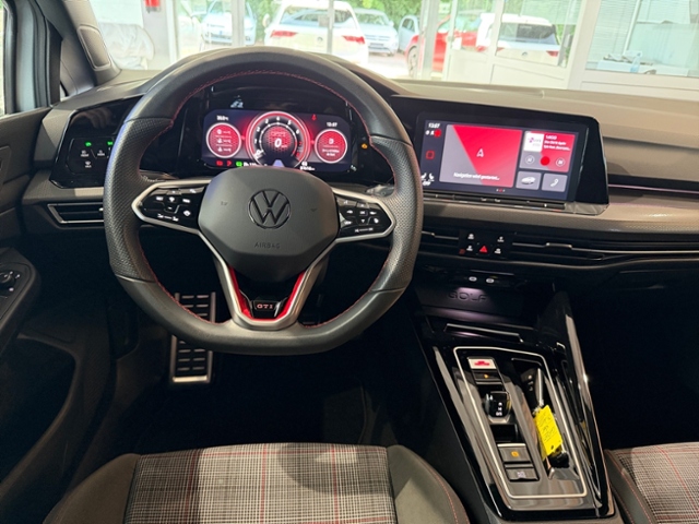 Golf VIII GTI APP NAV KLIMA