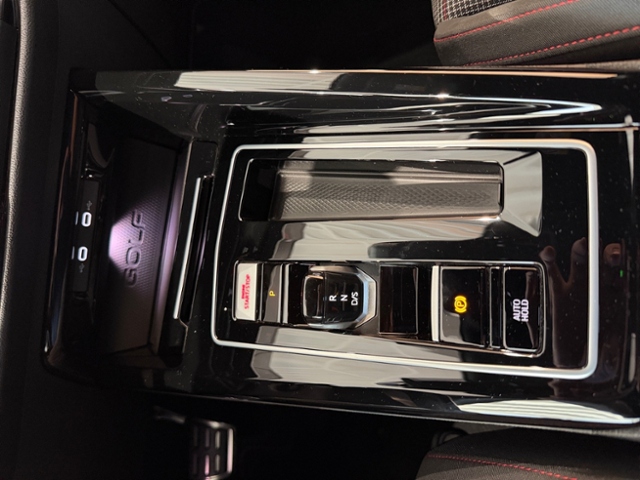 Golf VIII GTI APP NAV KLIMA